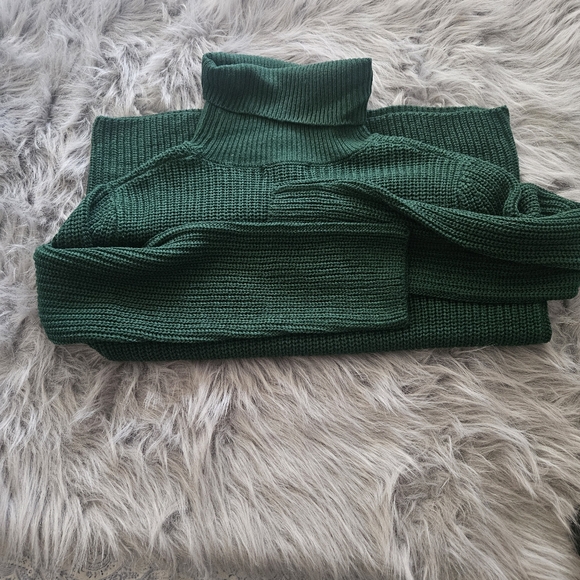 Street Neck Society Turtle Neck Grn Sweater - Picture 8 of 8